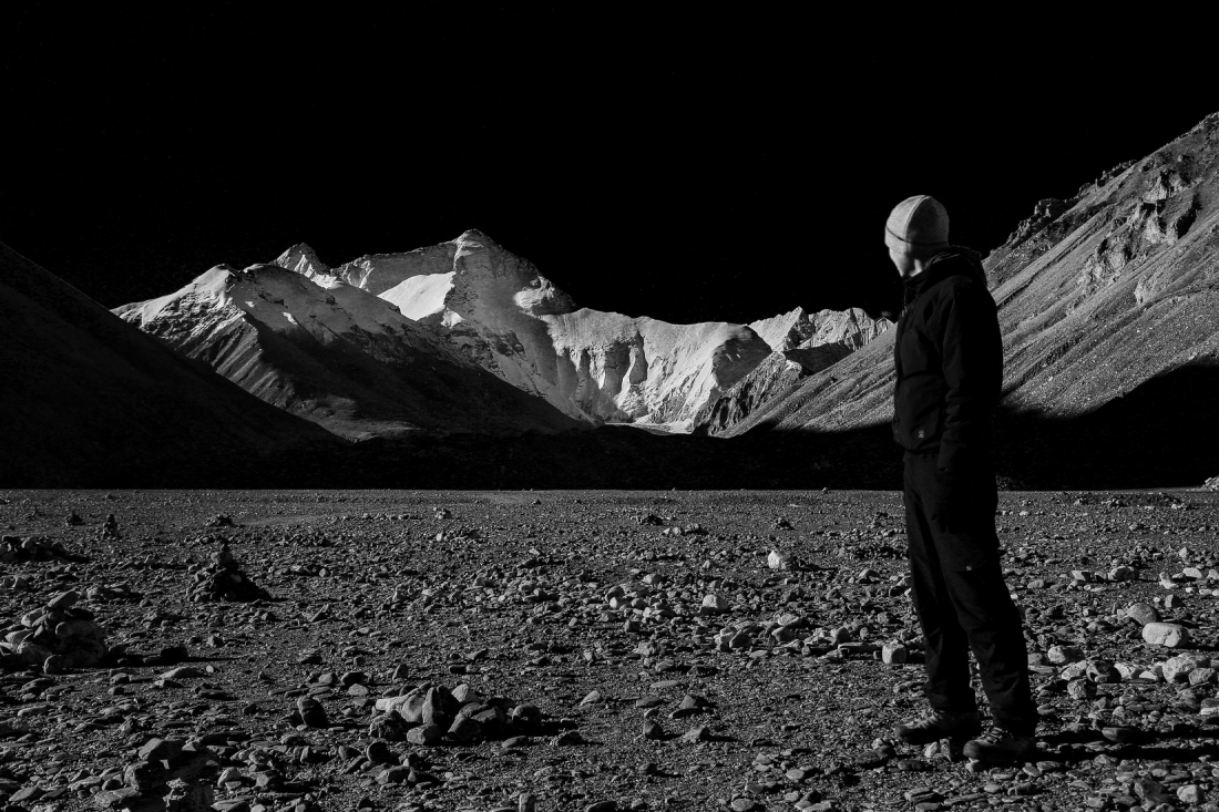 Facing the mountains