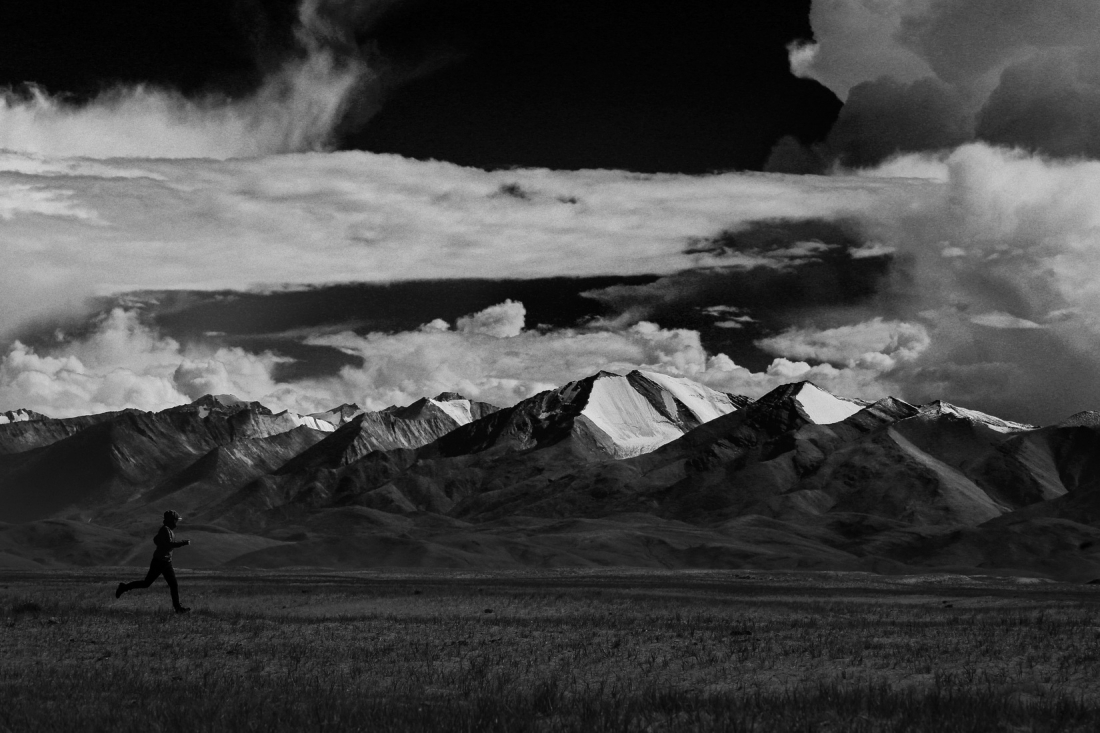 Facing the mountains