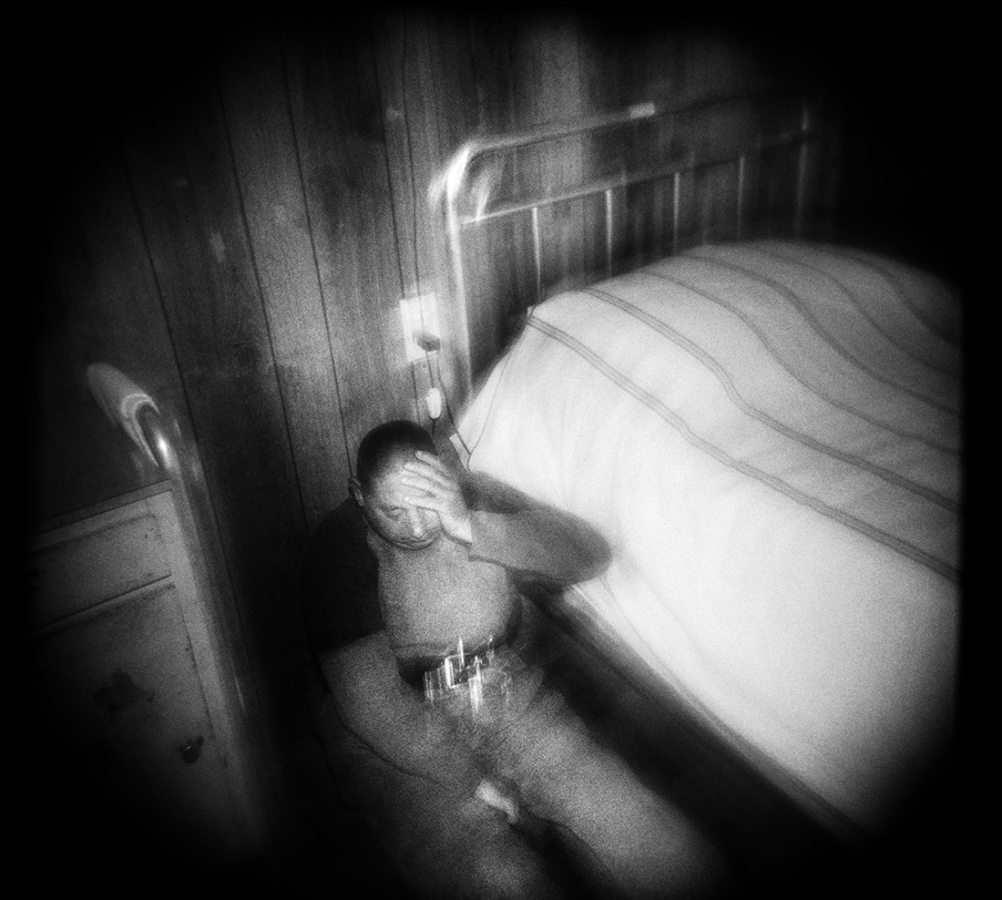 I’VE GOT NO ONE TO HOLD ME