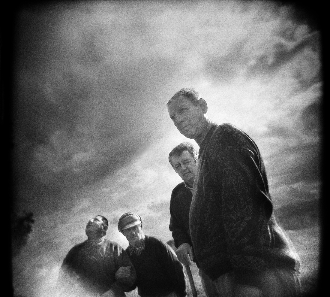 I’VE GOT NO ONE TO HOLD ME