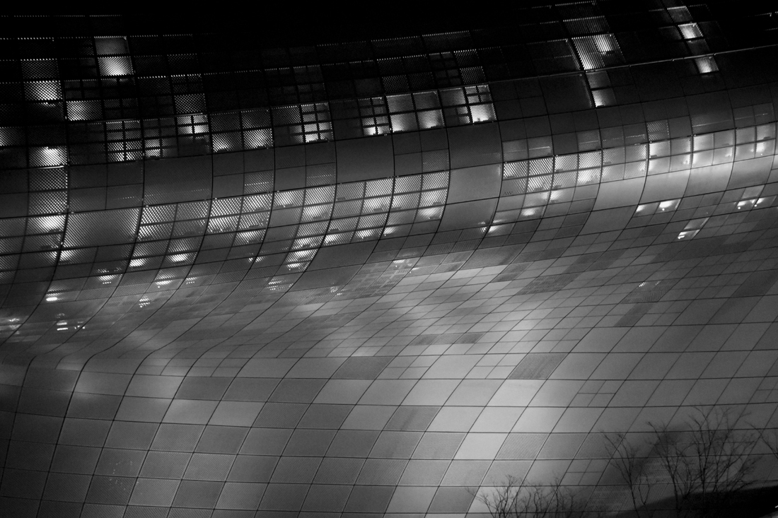 Fluid architecture aesthetics