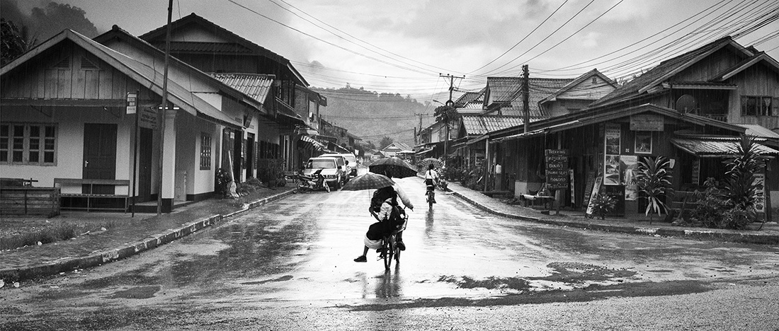 雨景 • INSTANT OF LAOS @07.20.04 / 2016.09.28