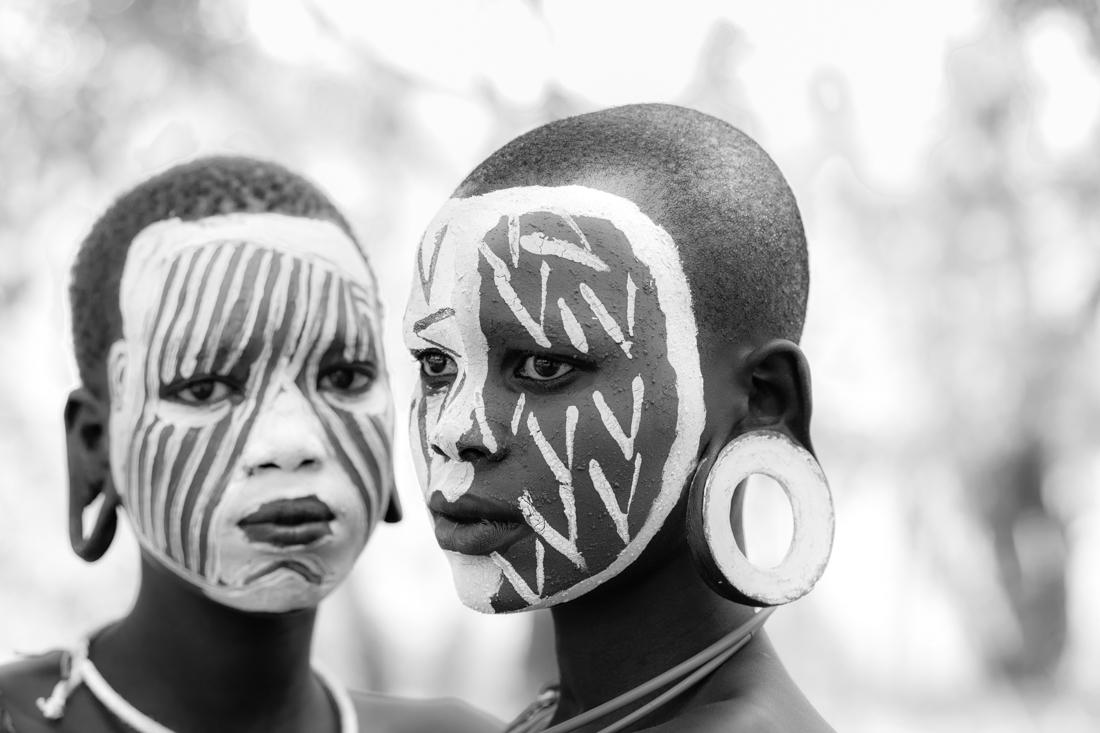 Suri girls in black and white