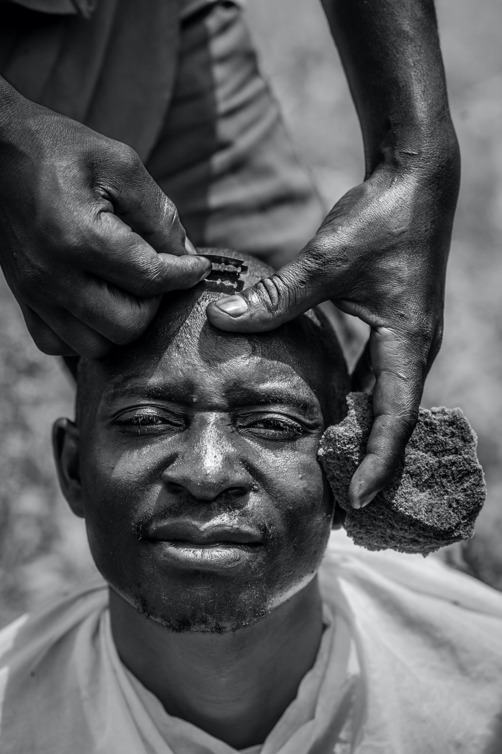 Hair salon in Kivu, Congo RDC