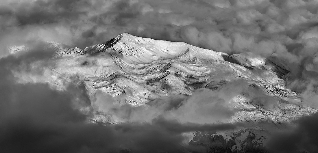 Mountains and clouds 