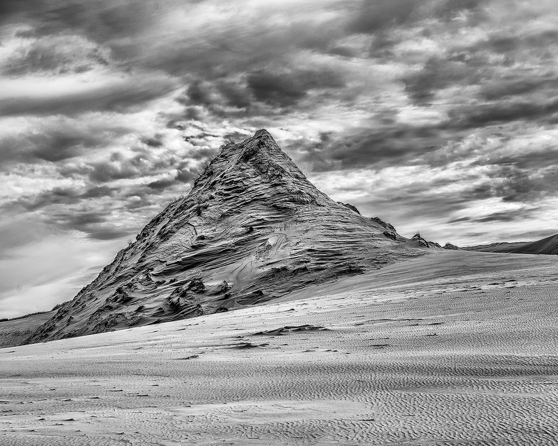 Moving Dunes