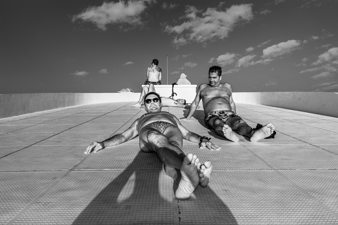 SUNDEK – the unbearable lightness of being