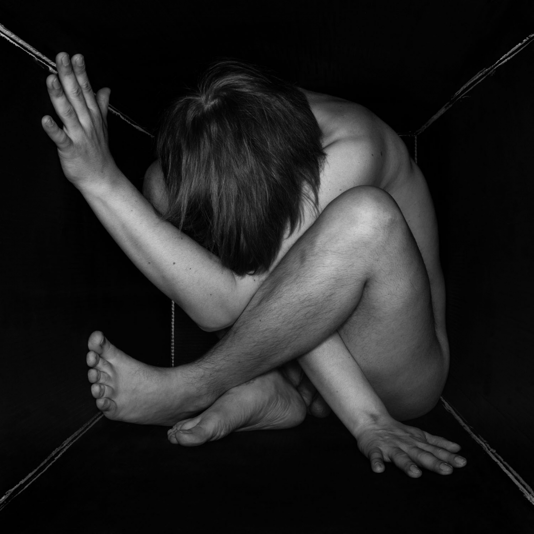 Confinement au carré