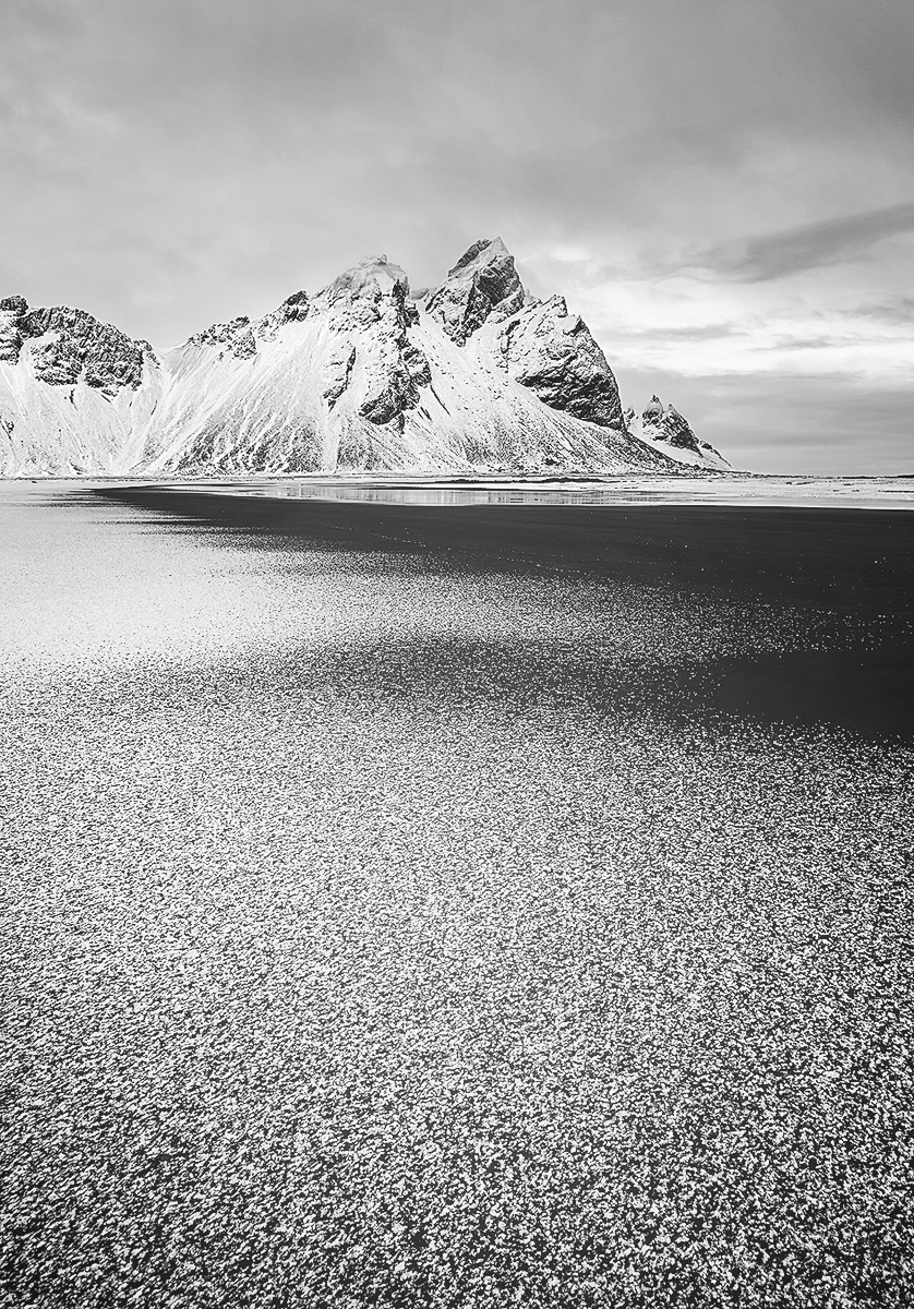 Icelandic black sand landscapes 