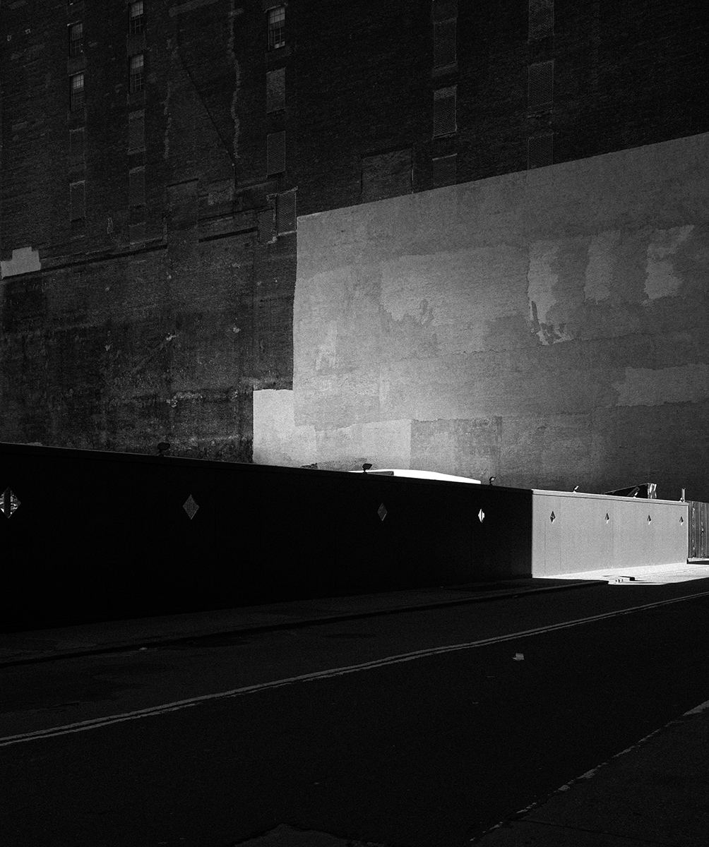 SCULPTING MANHATTAN