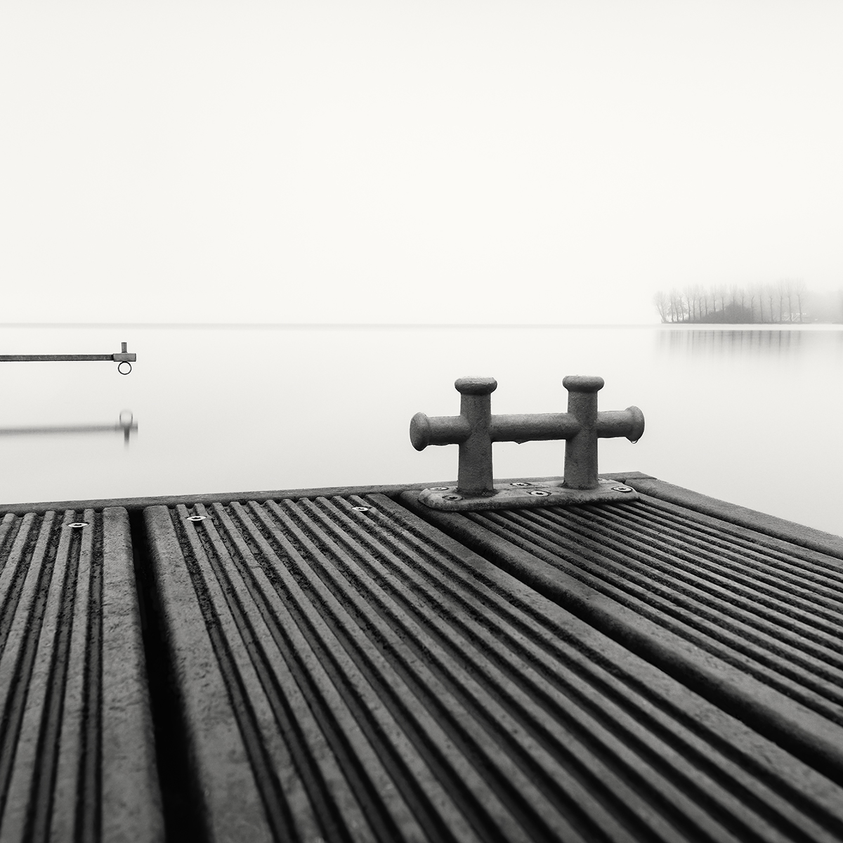 The Fragments of Lake Shore 