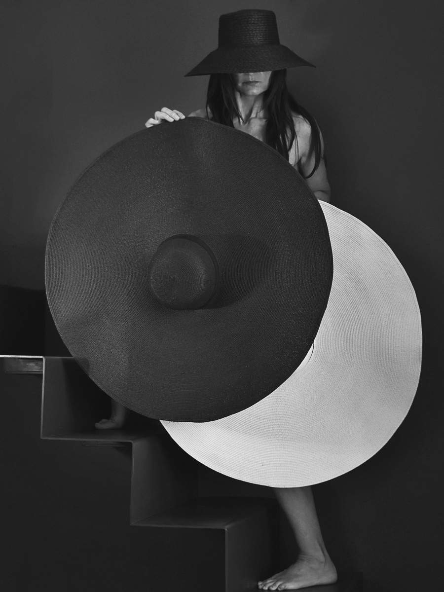 The Woman who mistook herself for a Hat