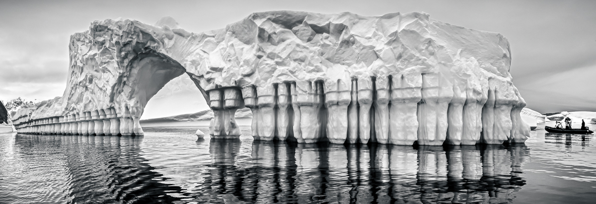 Black & White in Antarctica - Photographs From The Bottom Of The Earth