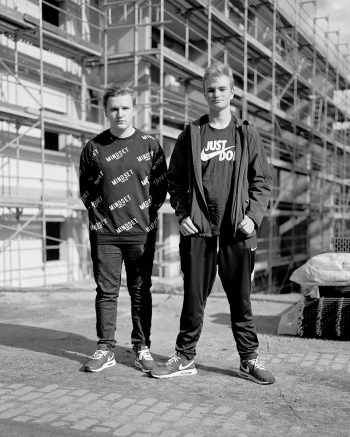 das morgen. (the tomorrow.)